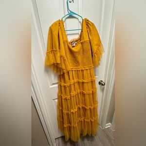 Beautiful Golden JessaKae dress!